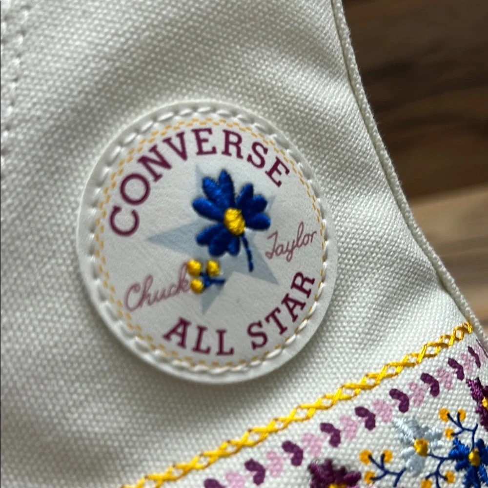 Converse White Pink Floral platform High-Top Sneakers